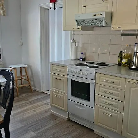 Kodinomainen Juoksenki, Napapiiri, Lappi * Juoksenki