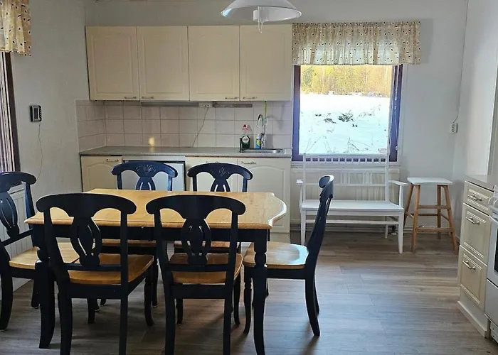 度假居 Kodinomainen Juoksenki, Napapiiri, Lappi *