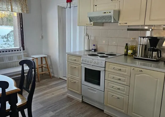 Kodinomainen Juoksenki, Napapiiri, Lappi * Juoksenki